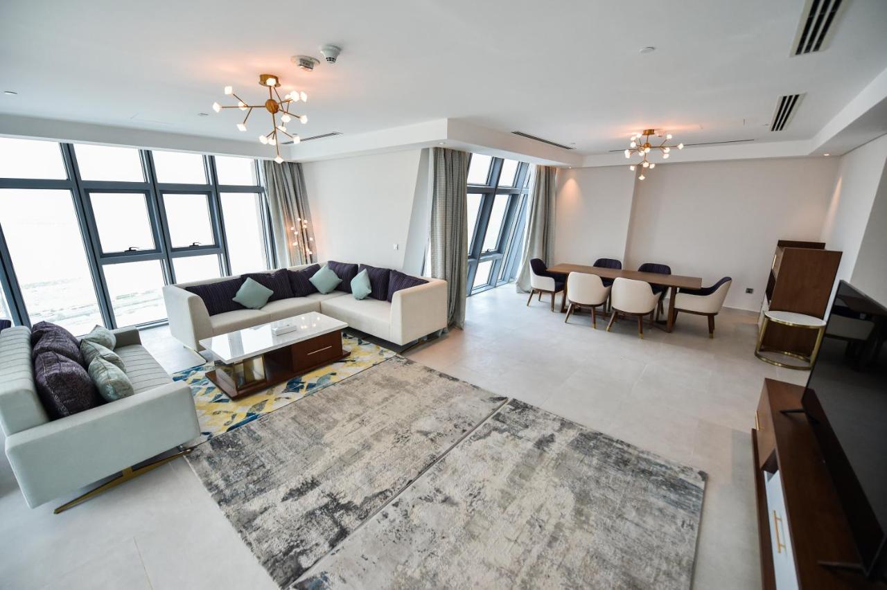 Waterfront Hotel Apartment Lusail Esterno foto