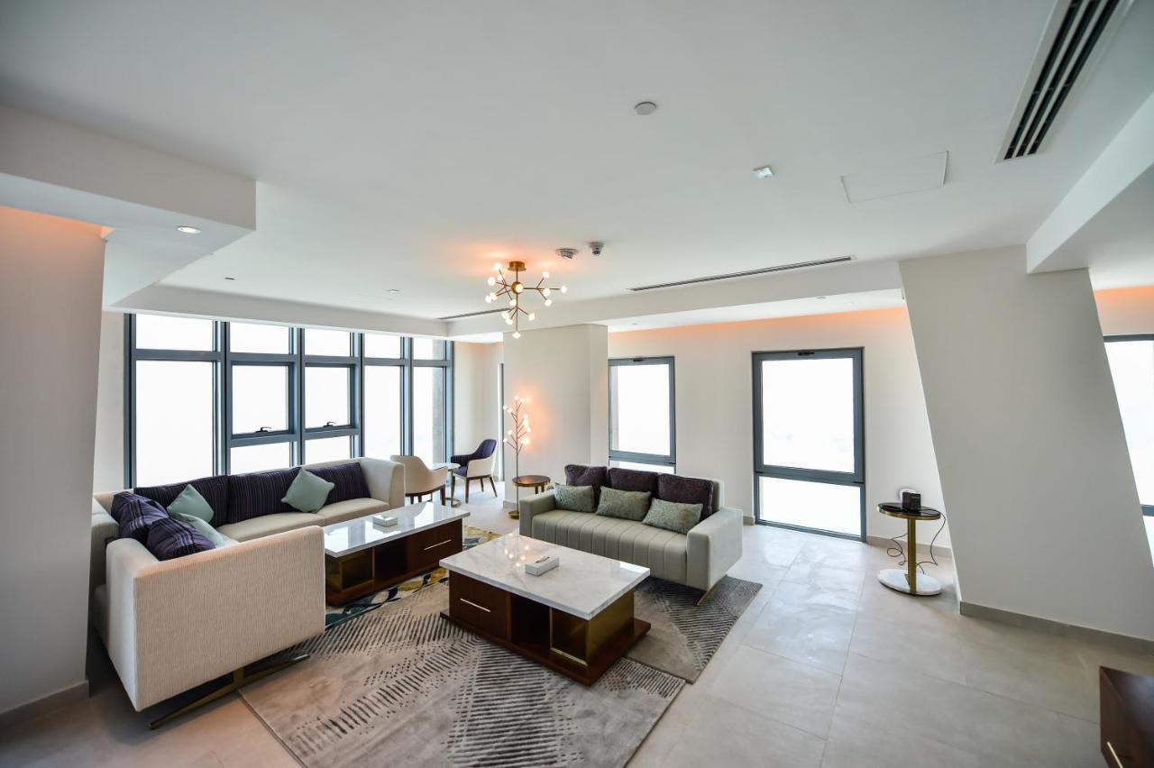 Waterfront Hotel Apartment Lusail Esterno foto The Sky Lounge