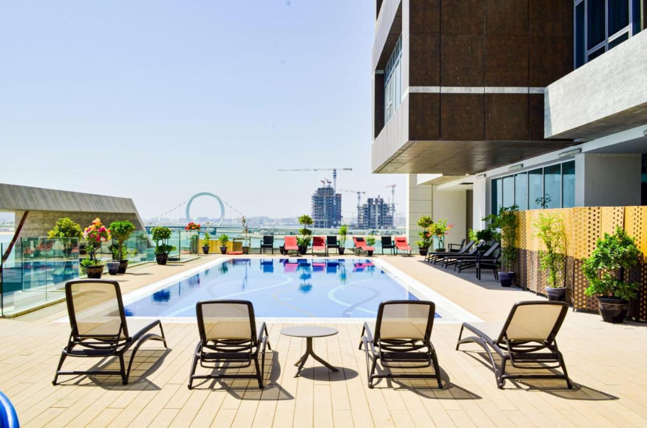 Waterfront Hotel Apartment Lusail Esterno foto